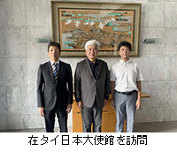 �ʐ^�F�݃^�C���{��g�ق�K��